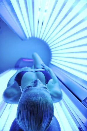 Beauty Myth: Tanning Beds Are Less Damaging Than The Sun